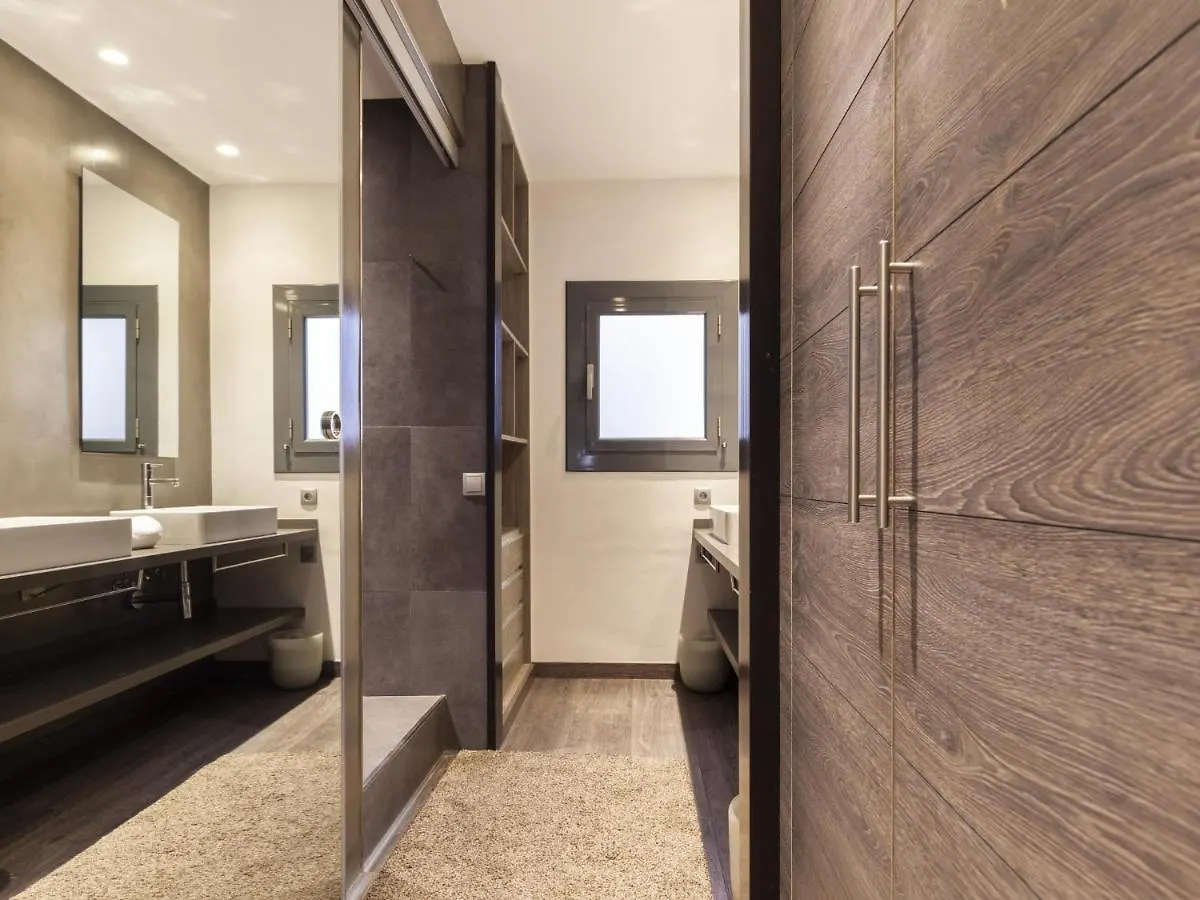 Apartament Click&Flat Luxury Cabanyes Barcelona 0*,